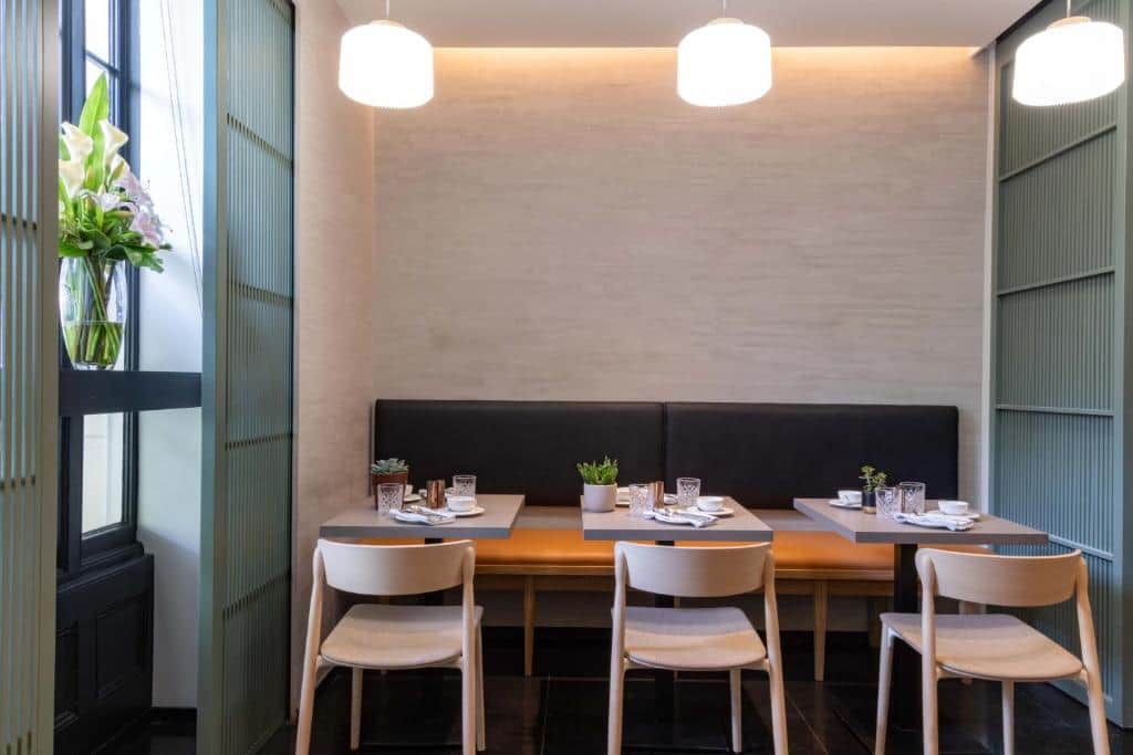 La Suite West