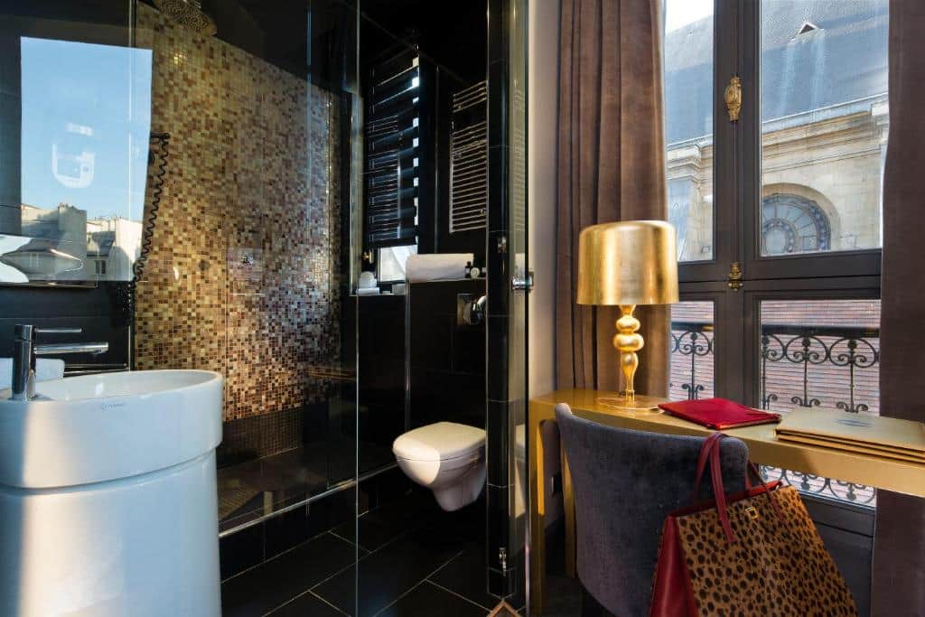 Hôtel Lumen Paris Louvre