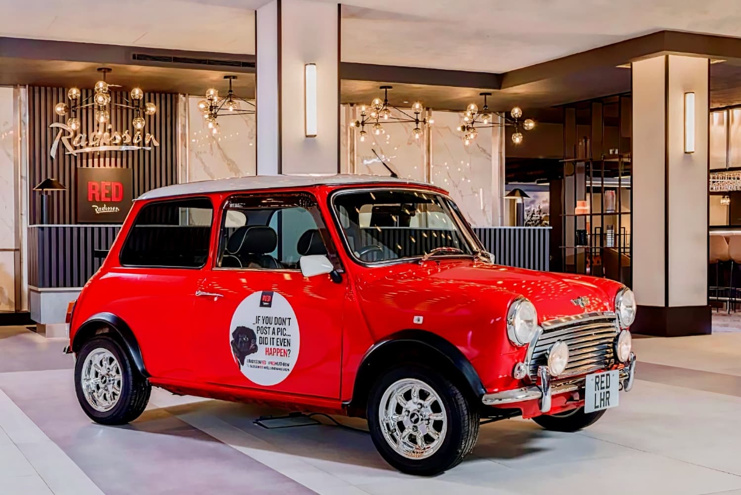 Radisson RED Heathrow