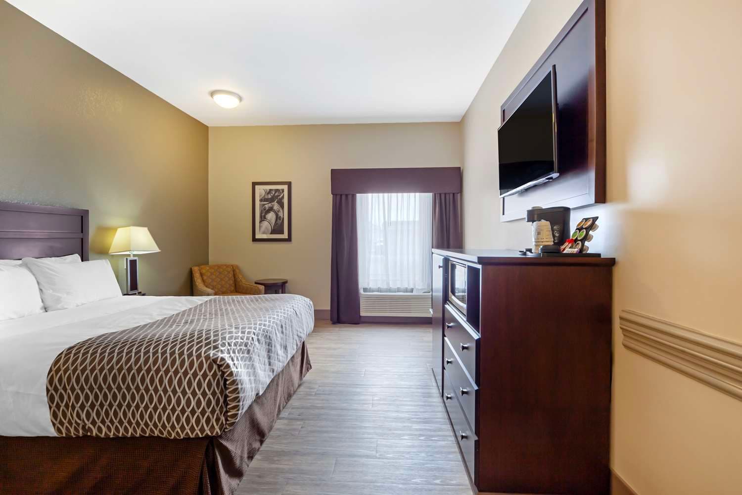 Best Western High Road Inn