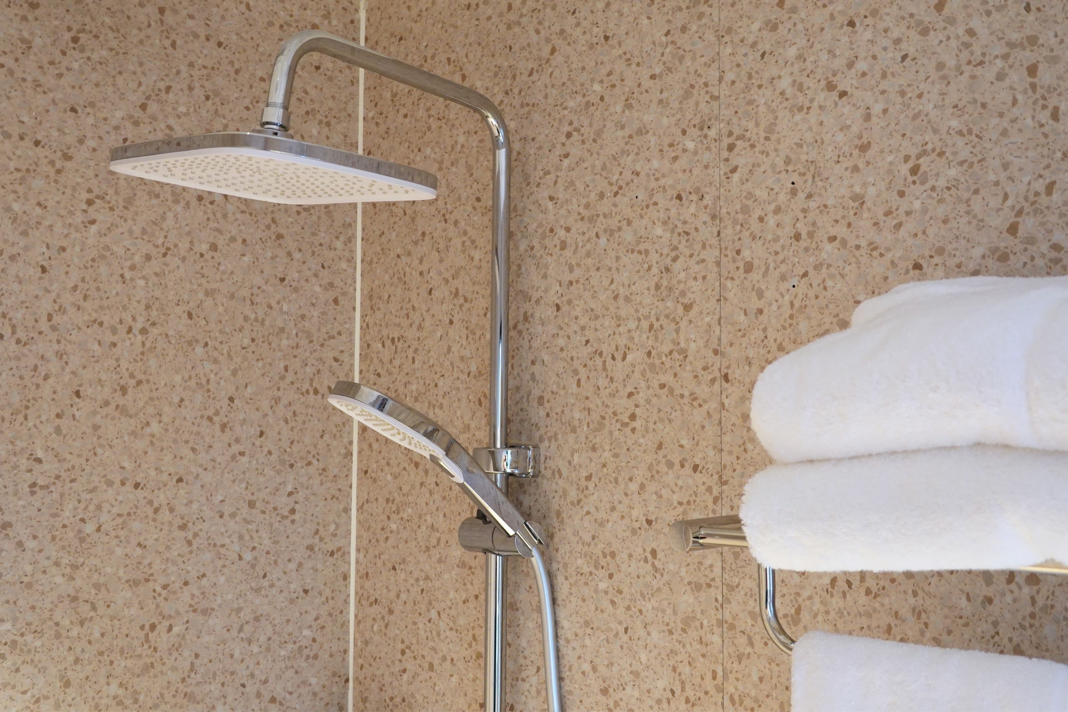 A Hotel Farrer Park - Newly Renovated