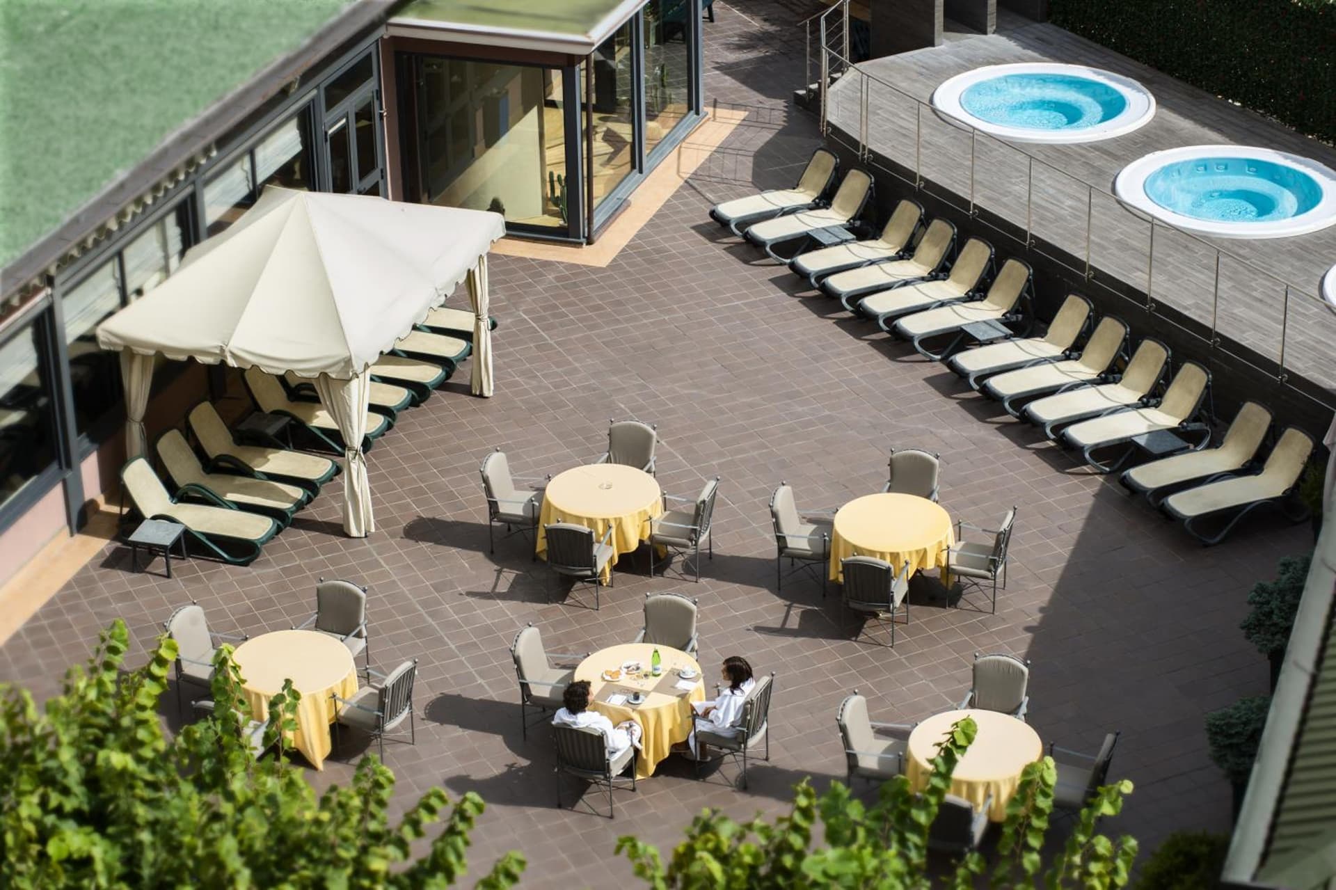Ambasciatori Place Hotel