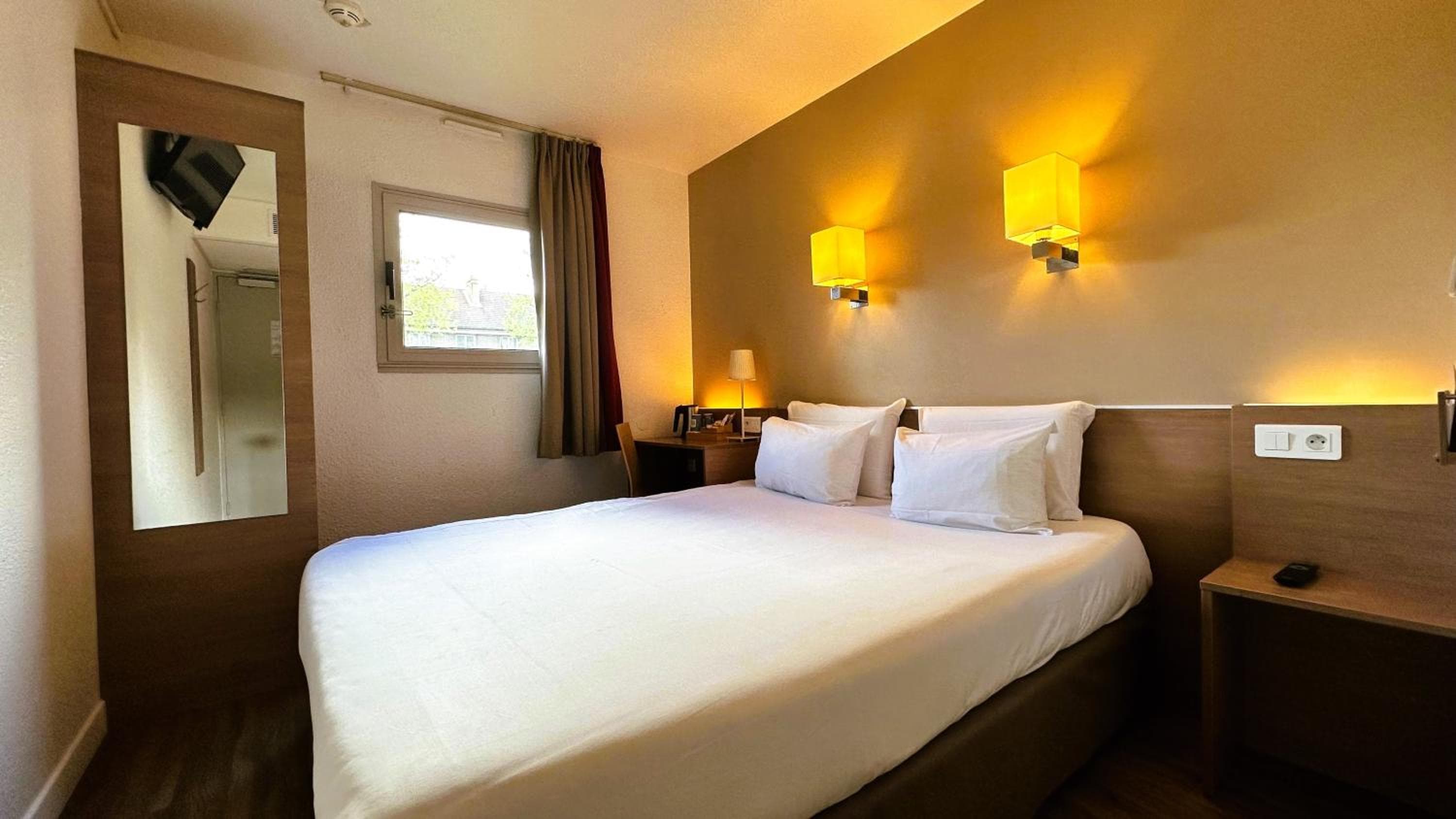 Kyriad Le Bourget Centre- Parc Des Expositions