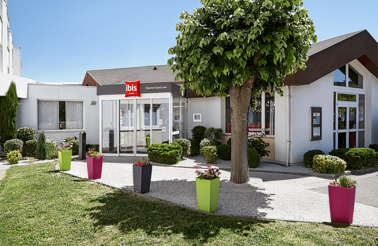 ibis Chartres West Lucé