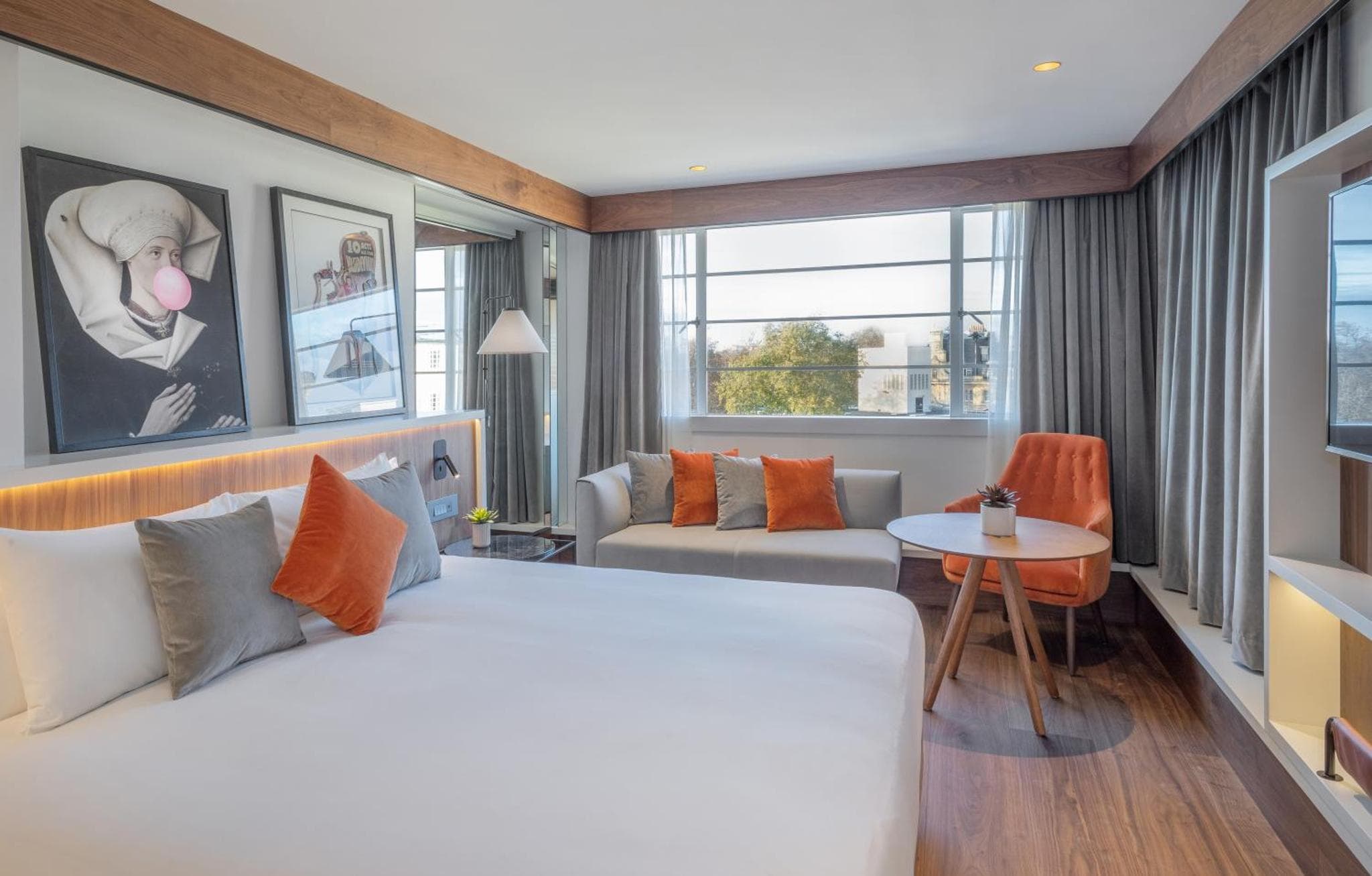 The Level at Meliá White House