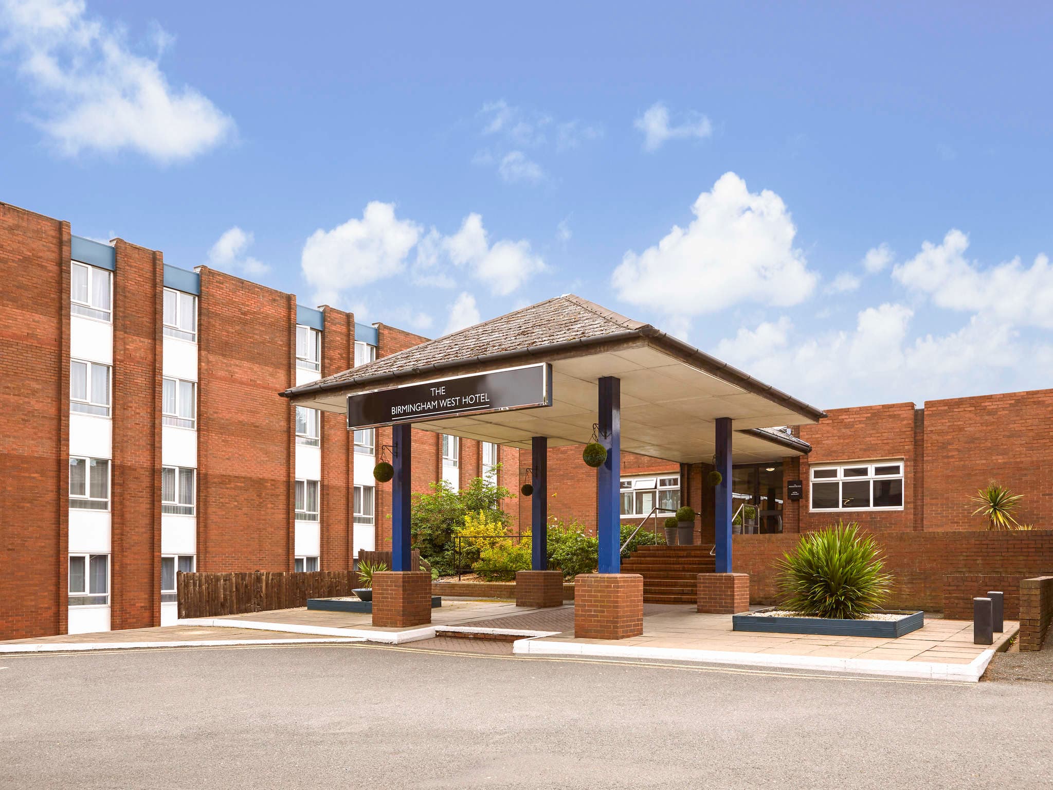 Mercure Birmingham West Hotel