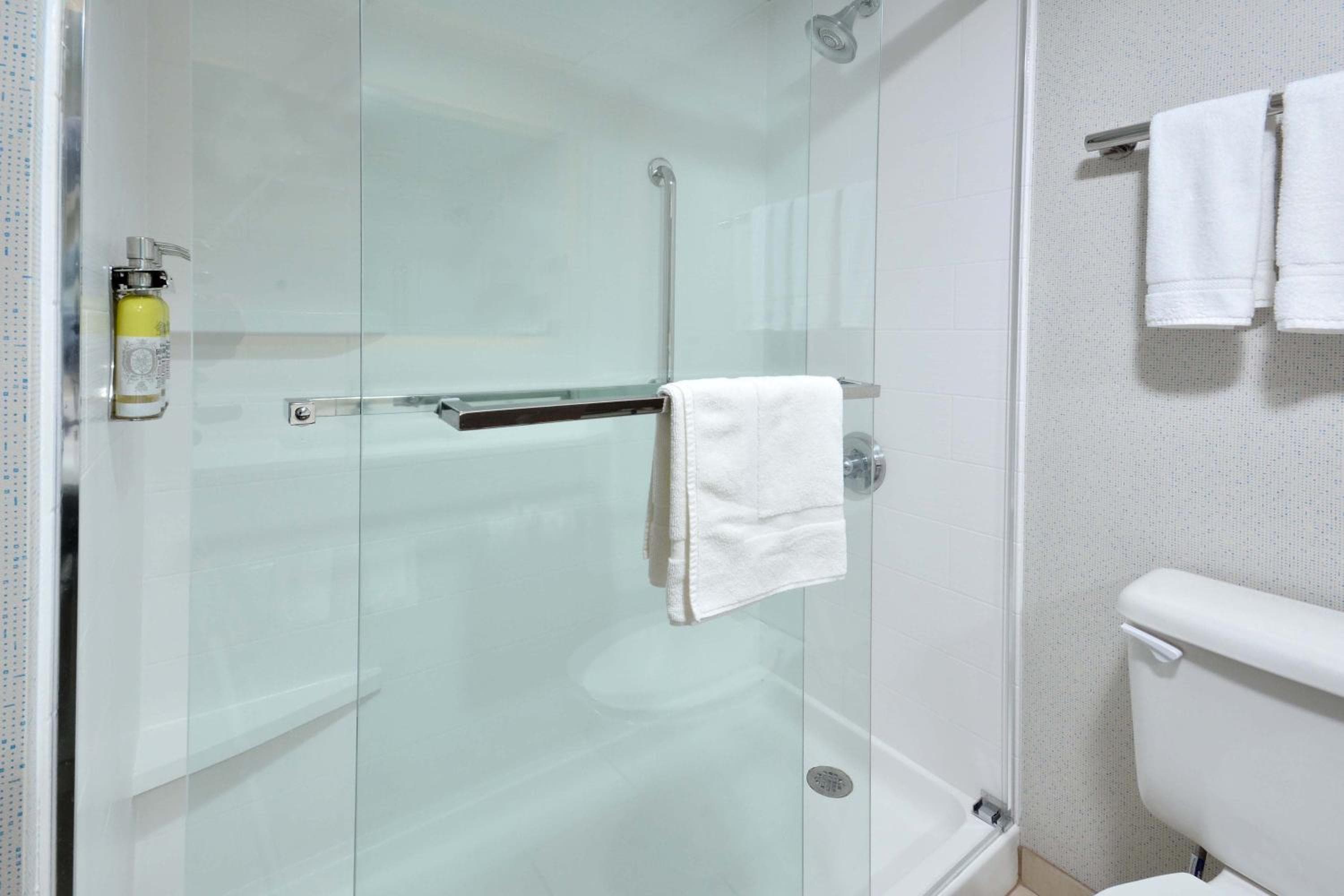 Holiday Inn Express Raleigh-Durham Airport, an IHG Hotel