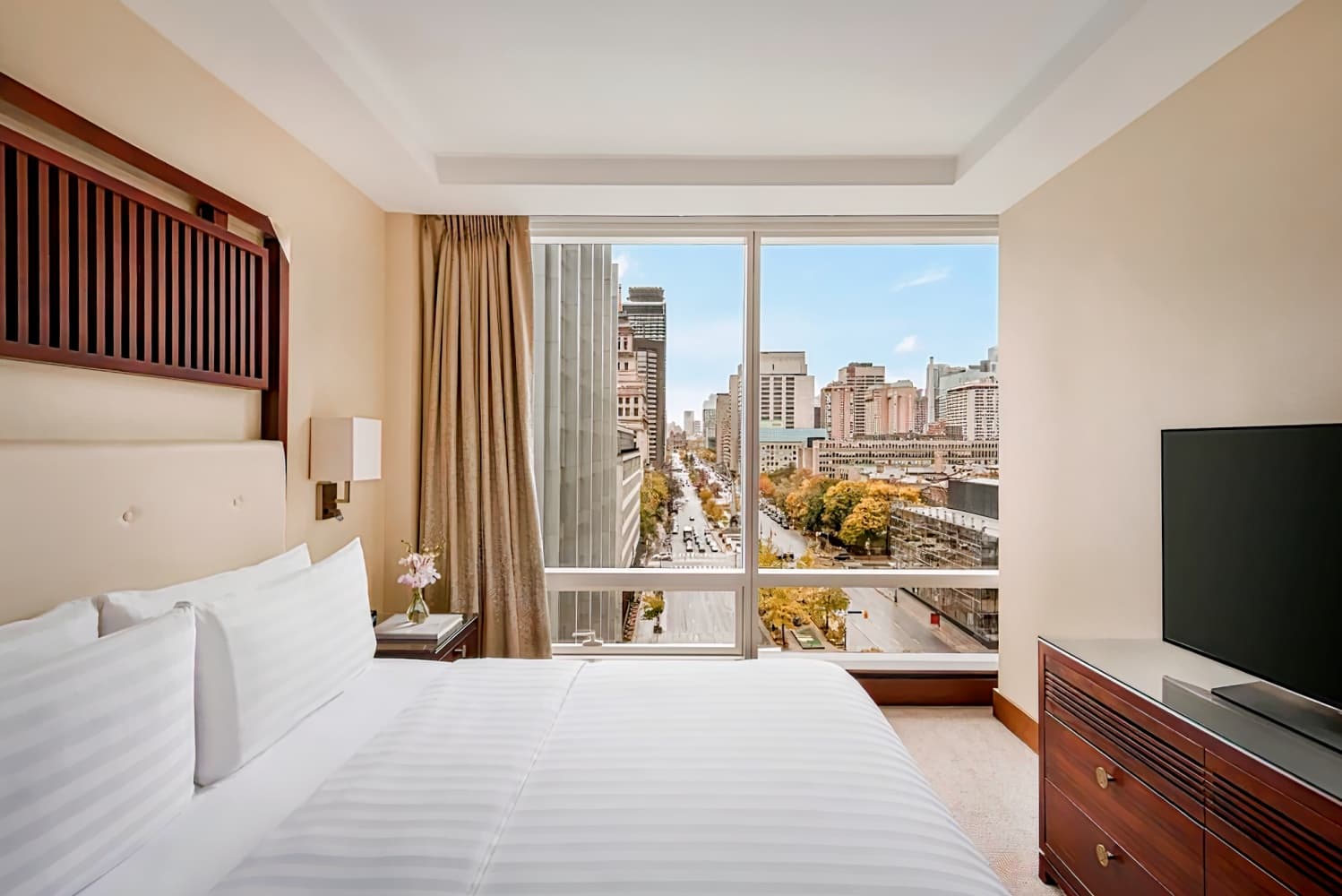 Shangri-La Hotel Toronto