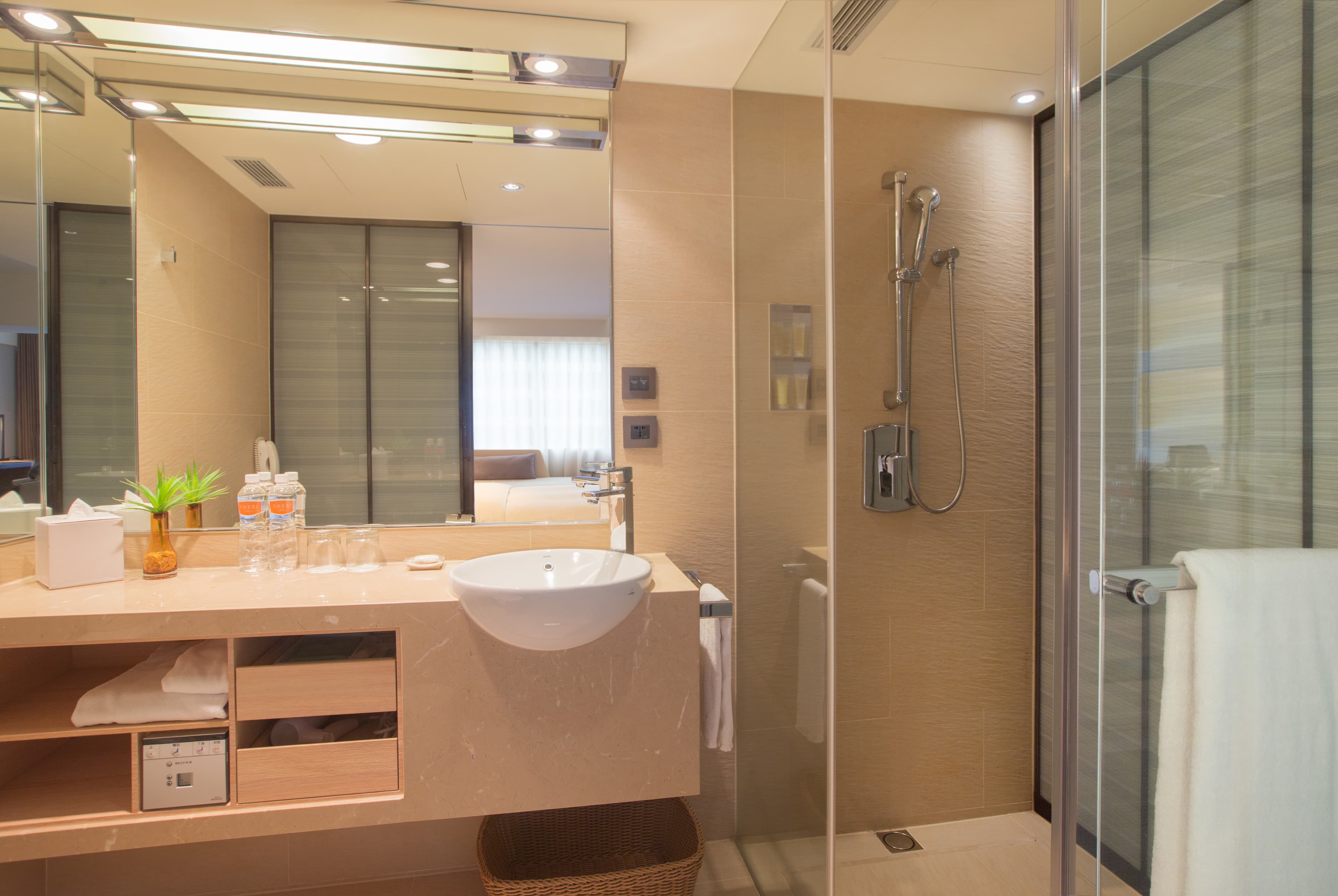 和逸飯店.台北忠孝館 COZZI ZHONGXIAO TAIPEI HOTEL