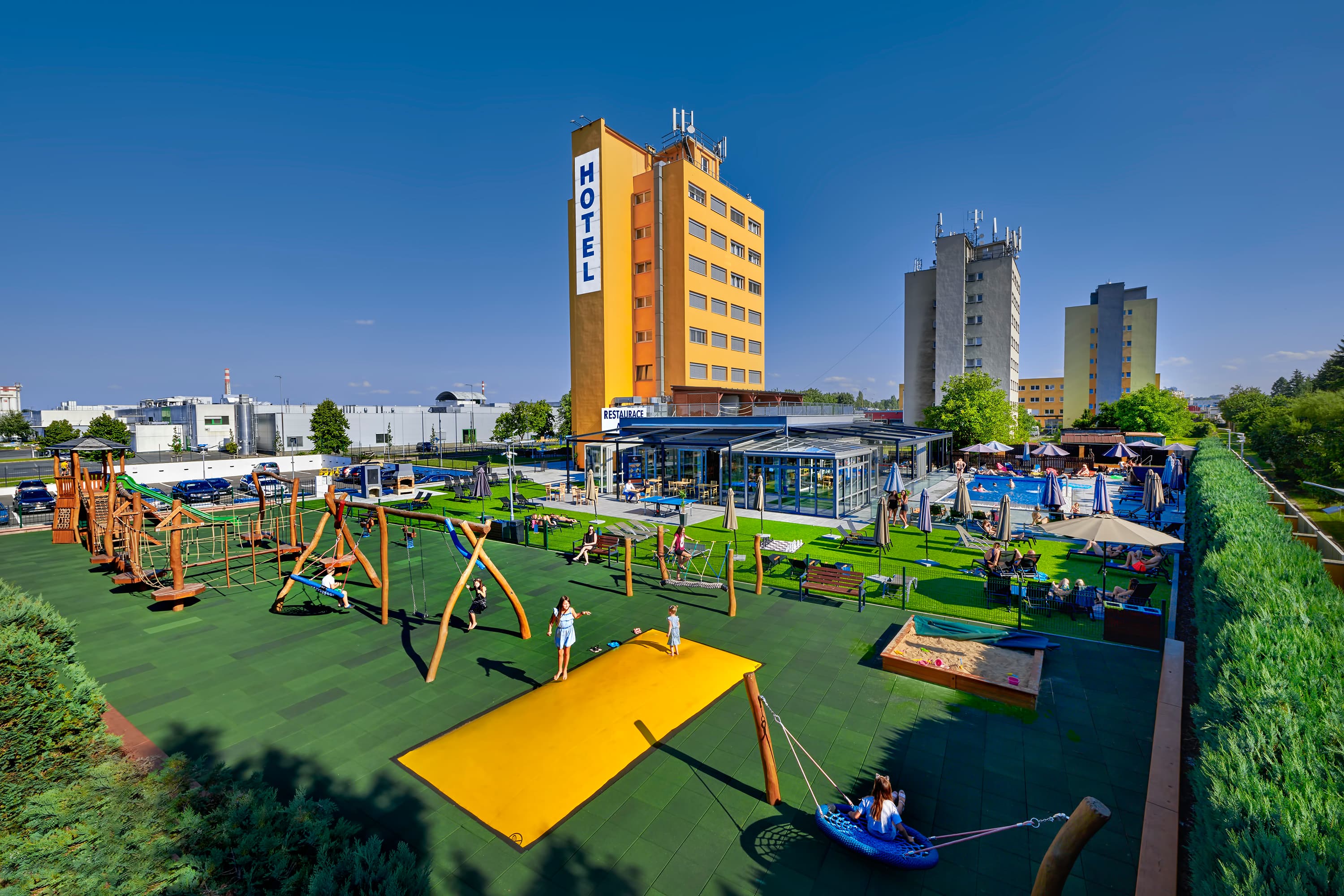 Hotel Aura Design & Garden Pool