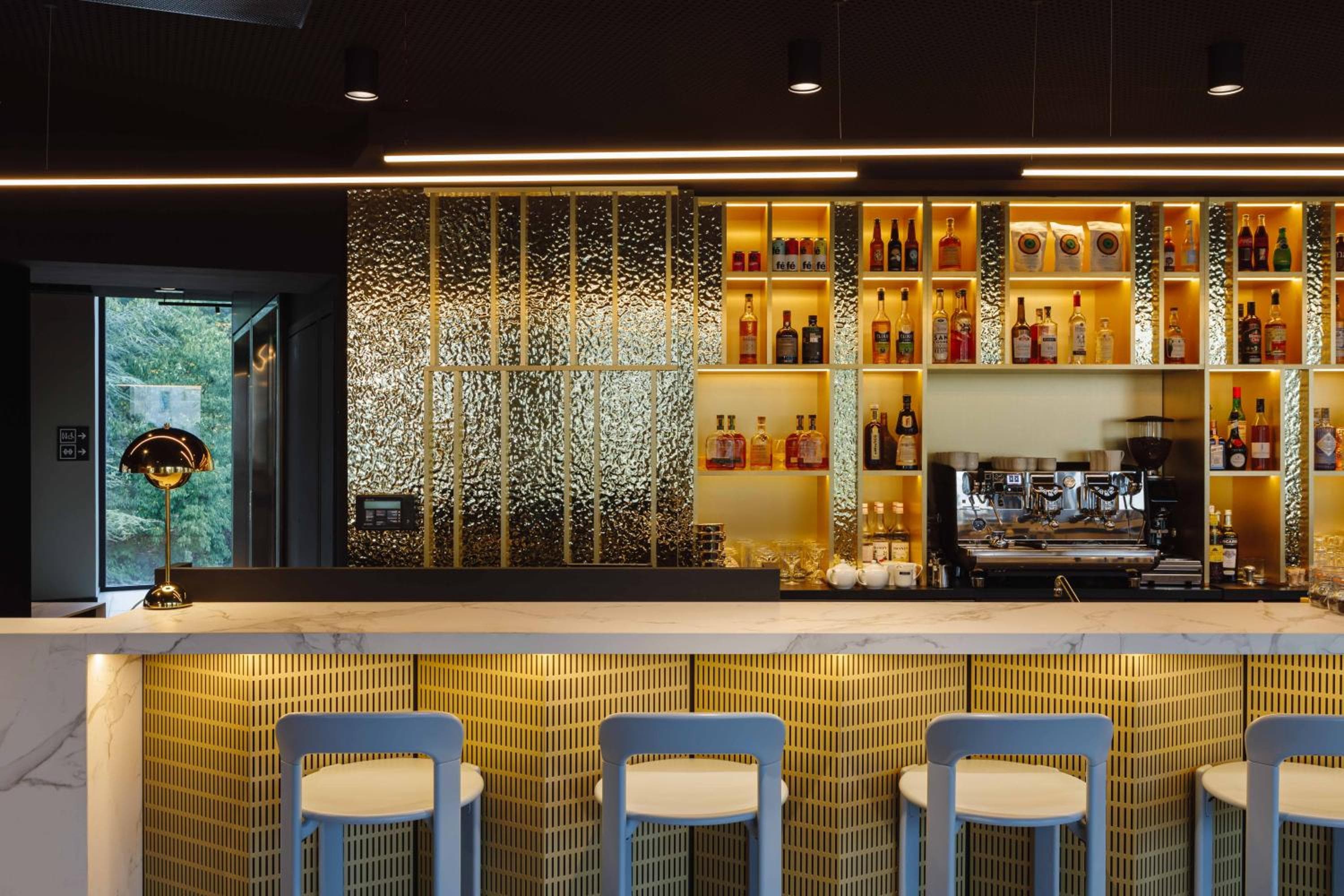 TRIBE Lyon Croix Rousse