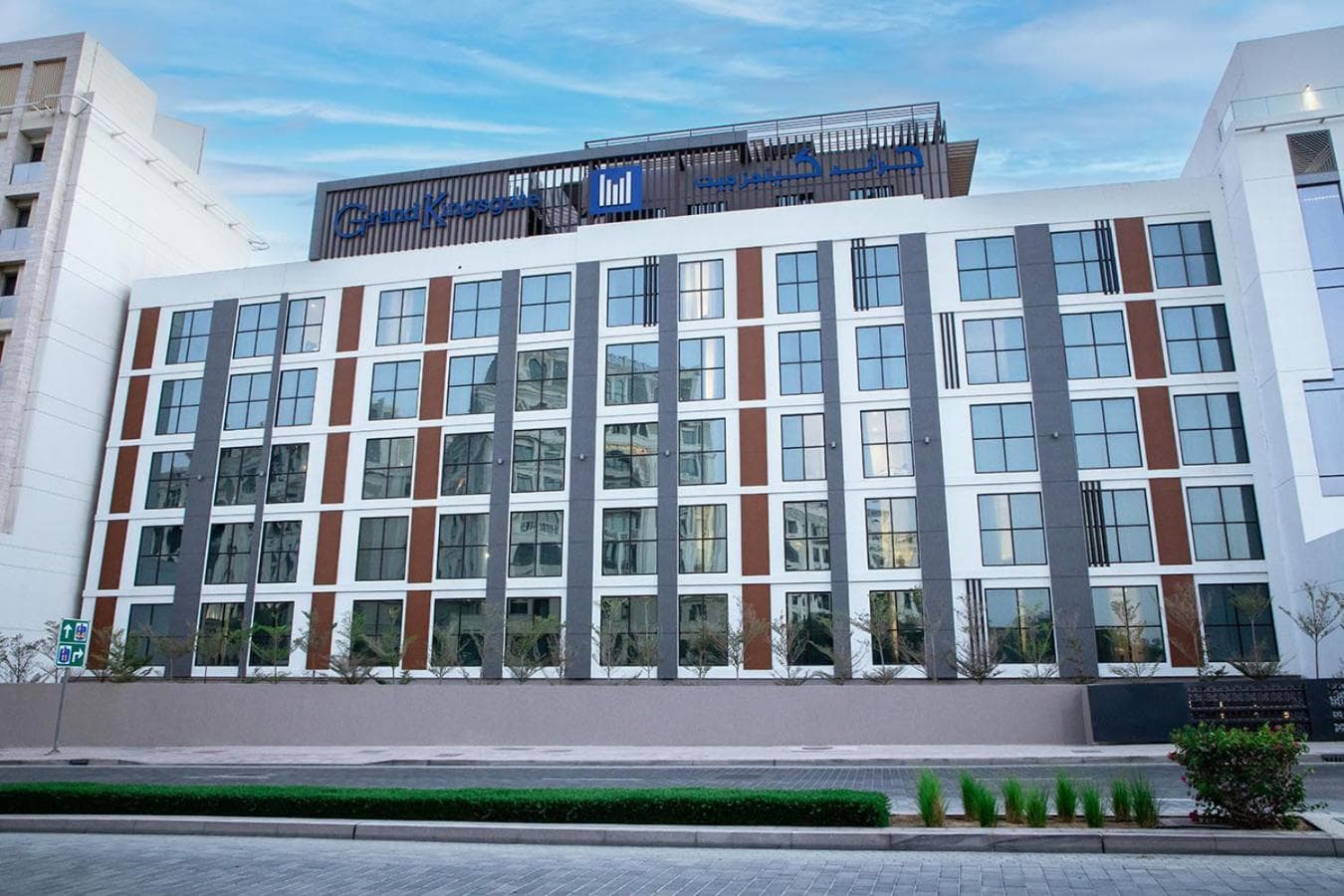 Grand Kingsgate Waterfront Hotel by Millennium