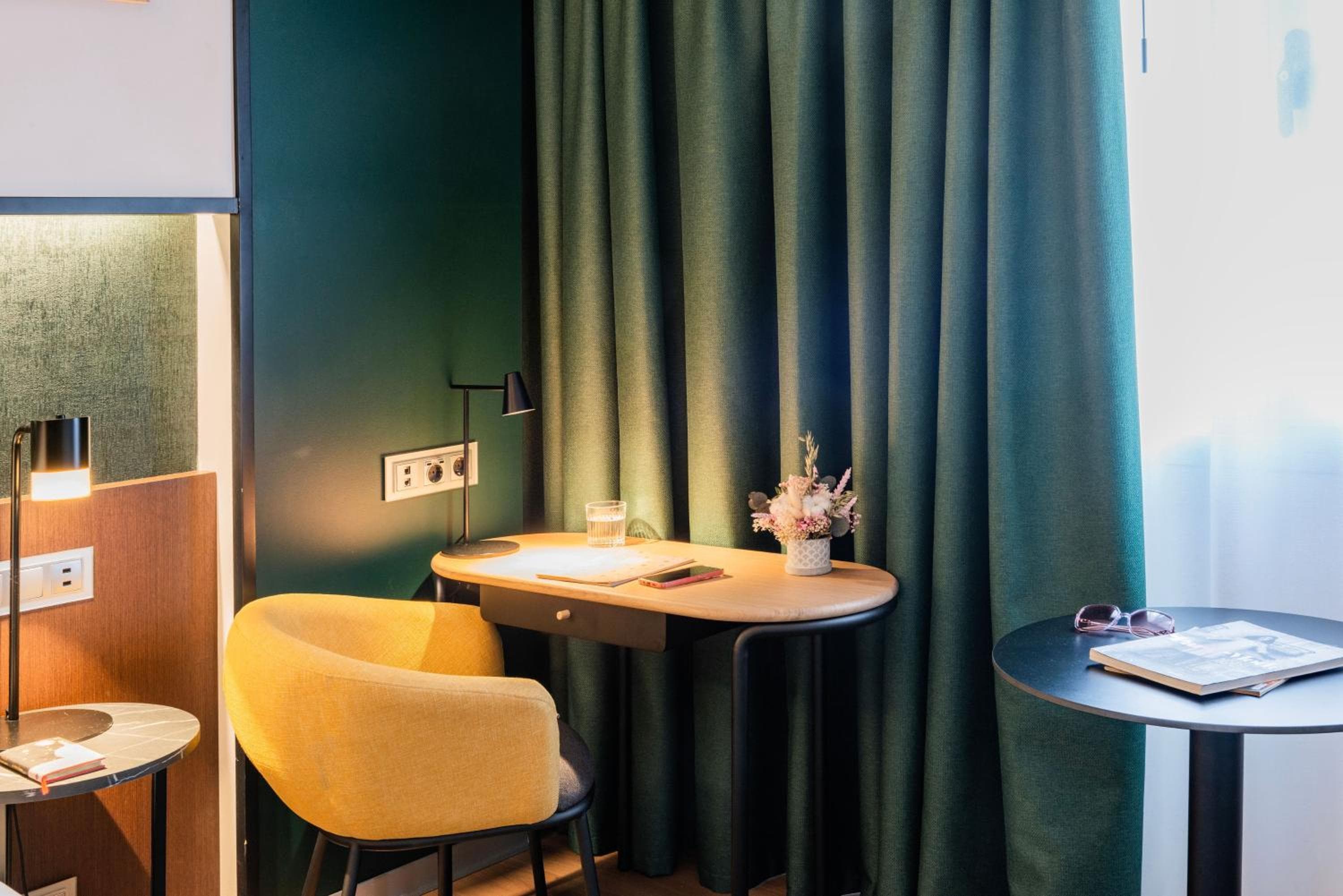 Crowne Plaza Madrid - Centre Retiro, an IHG Hotel