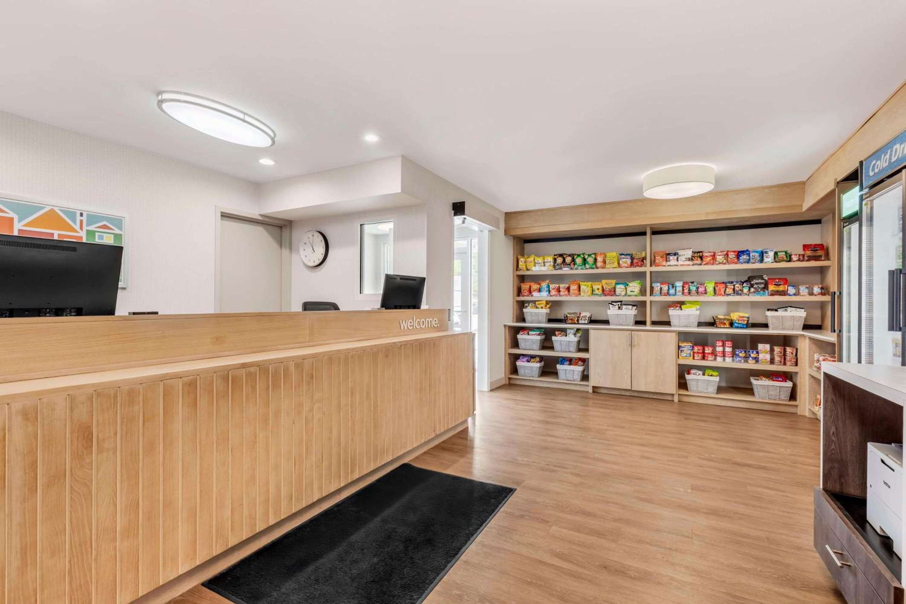 Sonesta Simply Suites Baltimore BWI Airport