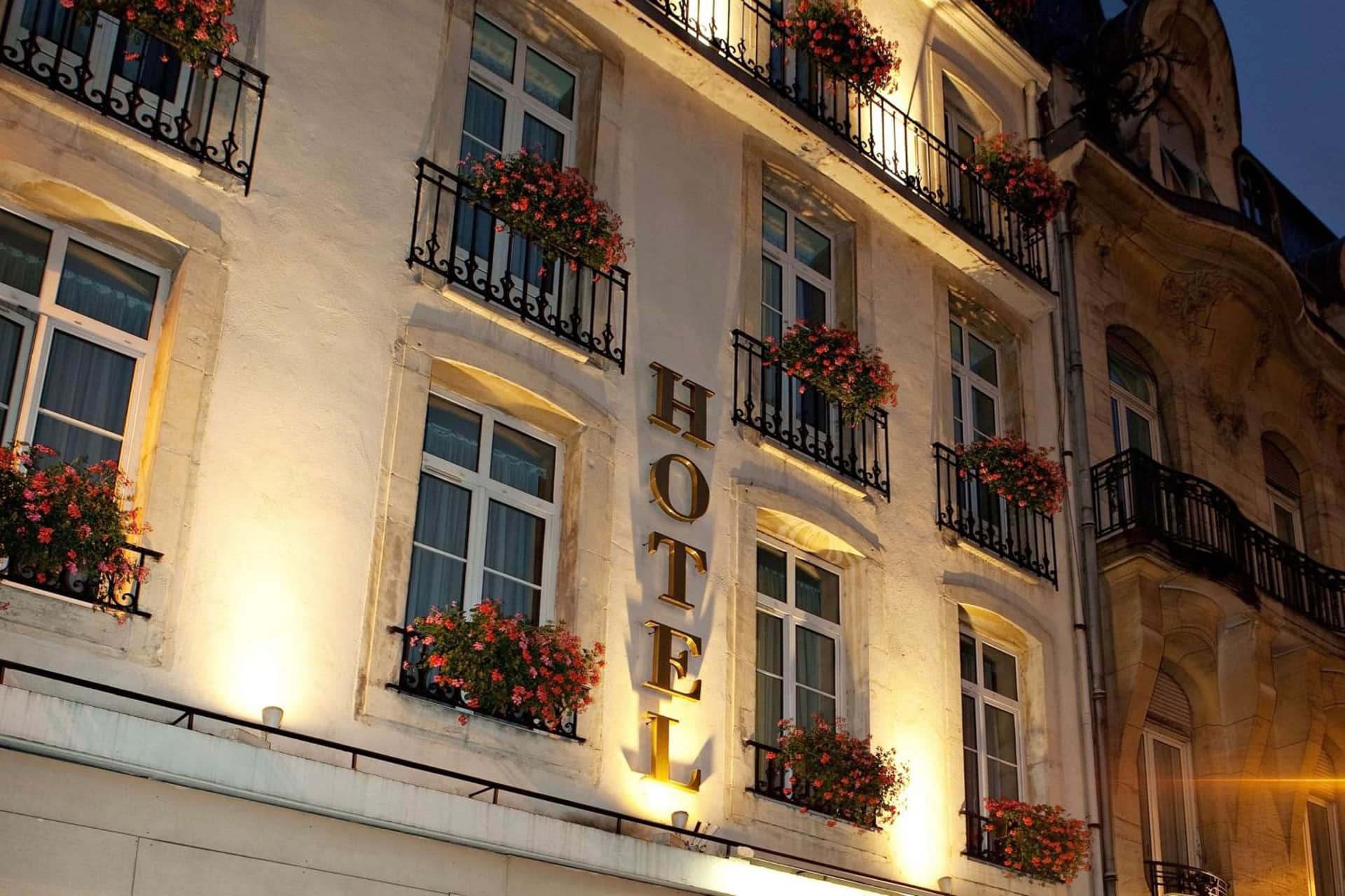 Best Western Plus Crystal, Hôtel, Bar & Spa