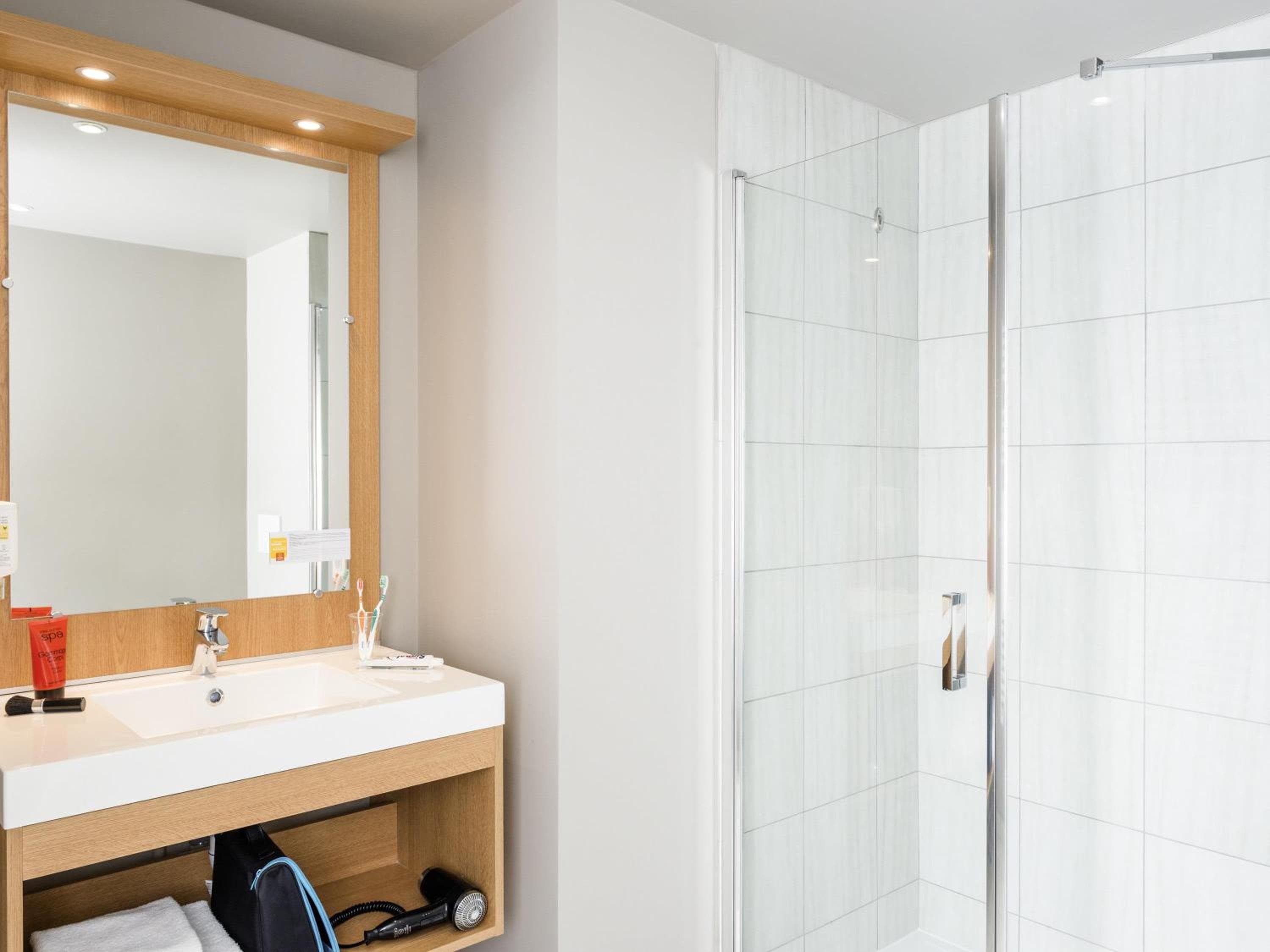 Aparthotel Adagio Access Paris Massy Gare TGV