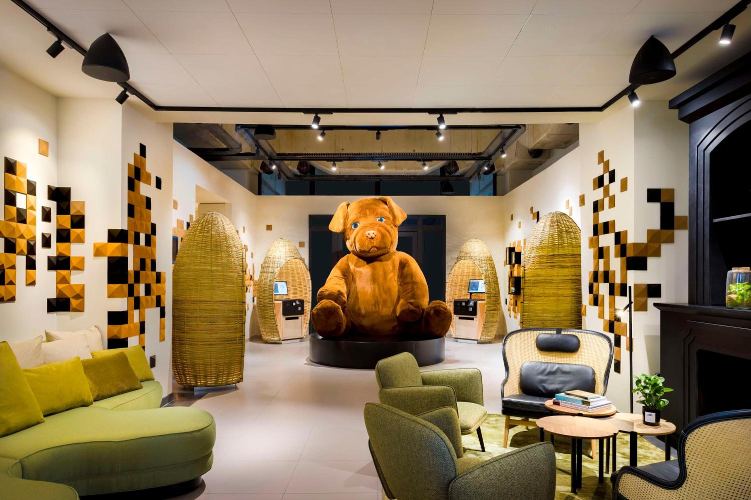 FirstName Bordeaux by Hyatt