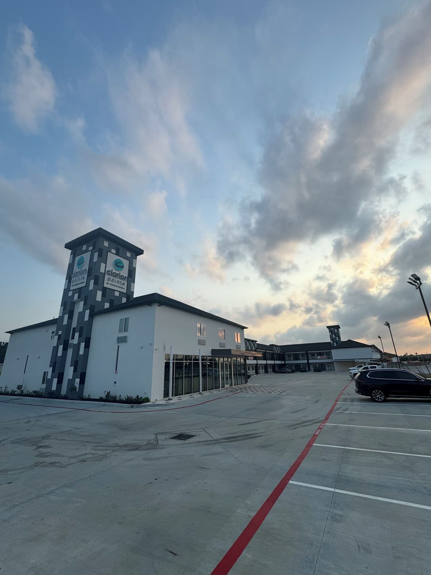 Clarion Pointe Spring