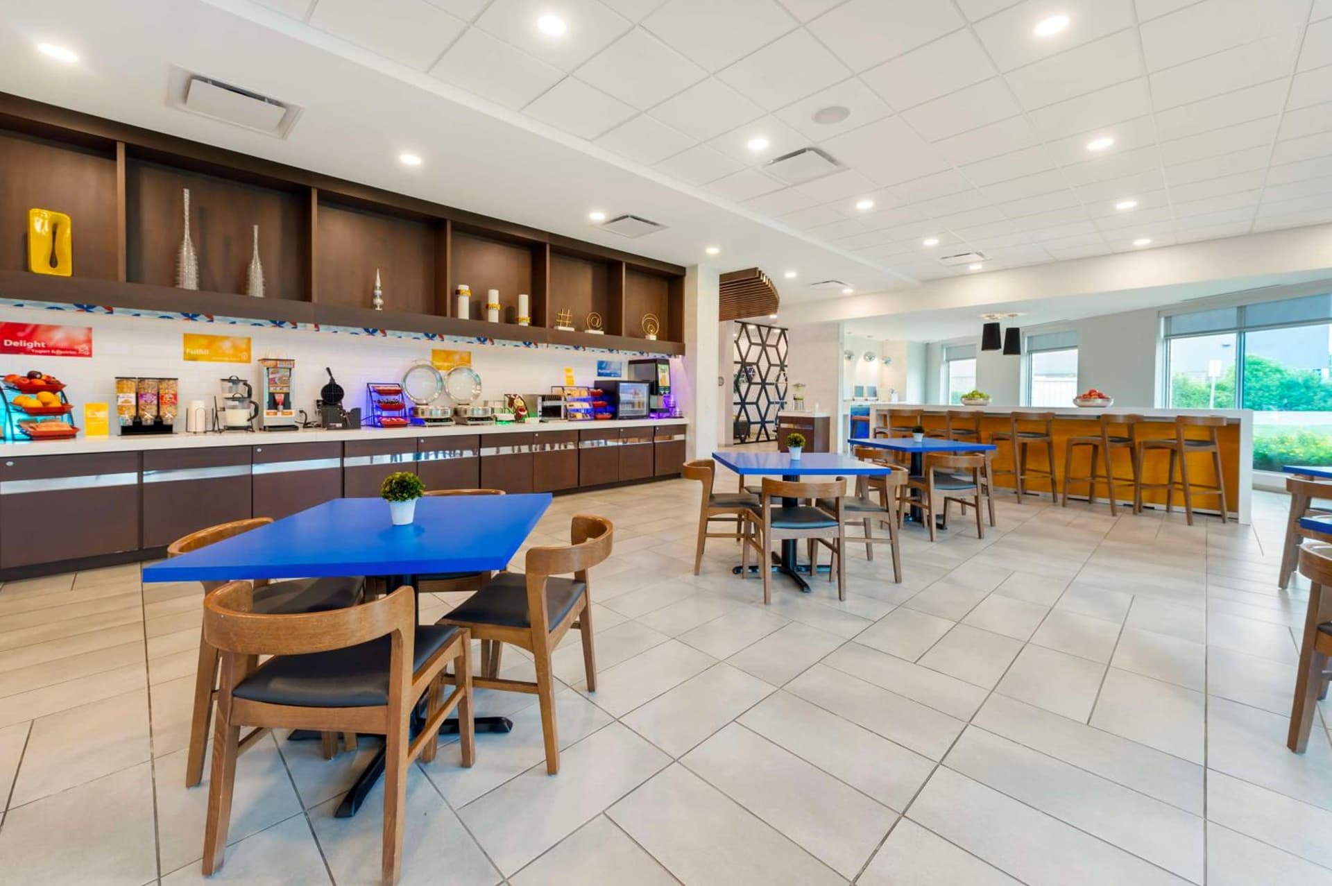 GLō Best Western Kanata Ottawa West