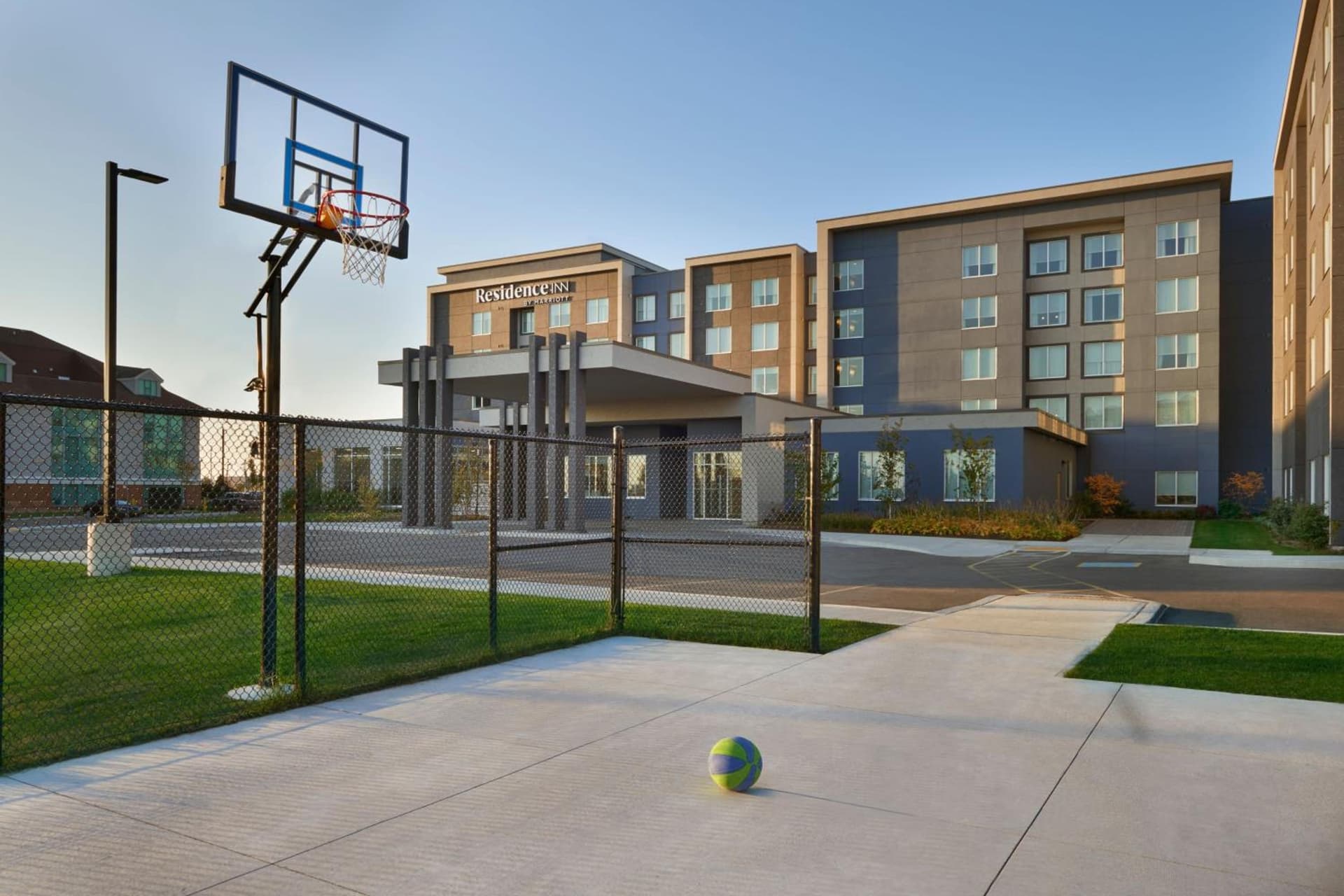 Residence Inn by Marriott Toronto Mississauga Southwest