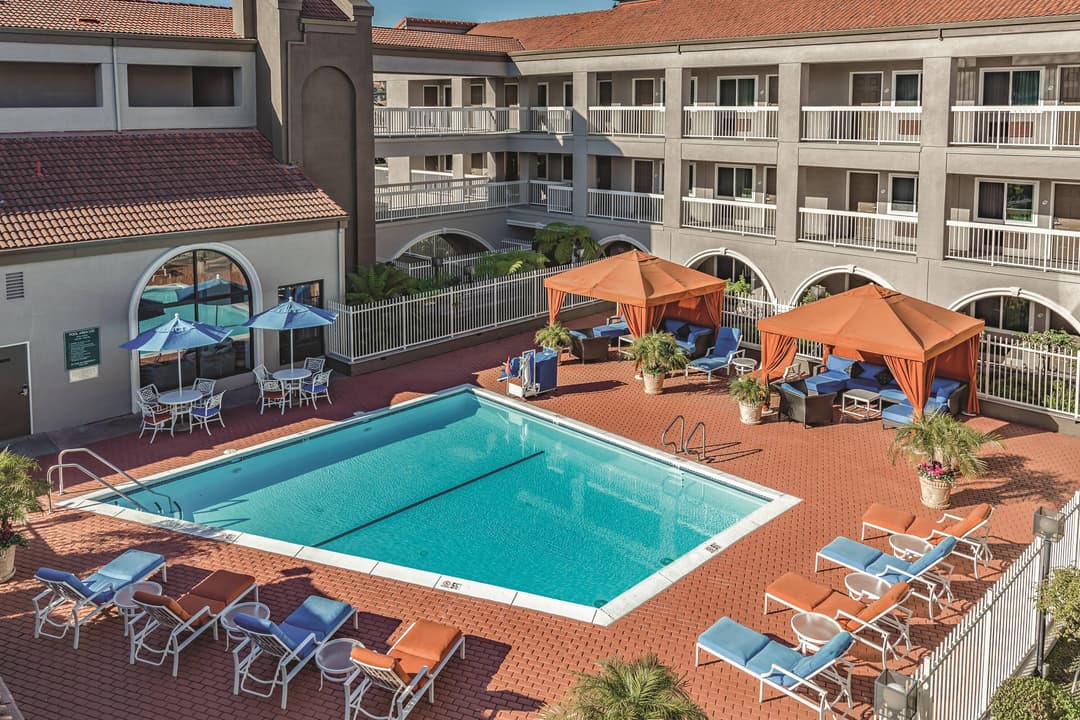 La Quinta Inn & Suites by Wyndham San Francisco Airport West