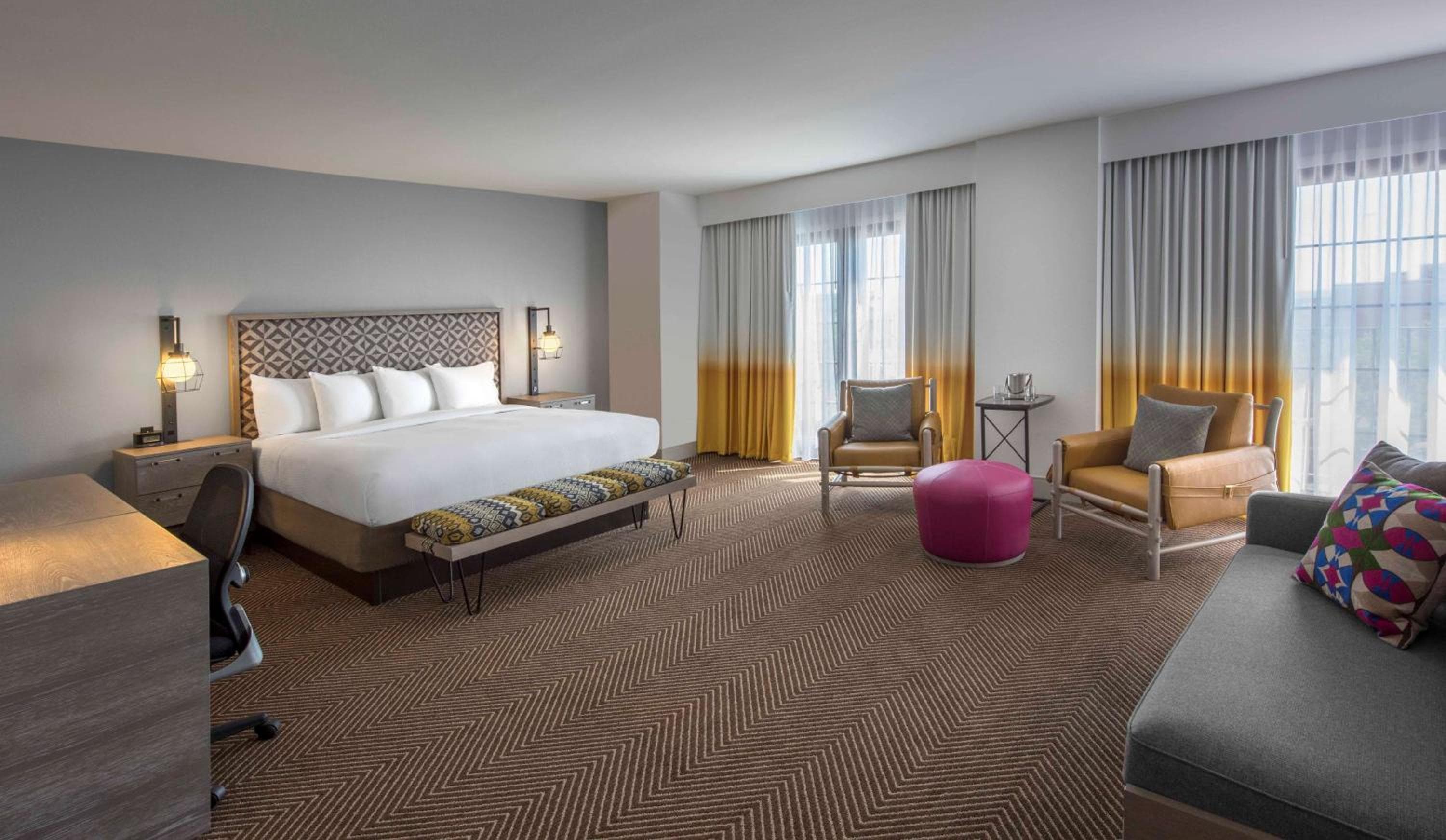 DoubleTree by Hilton Hotel Austin