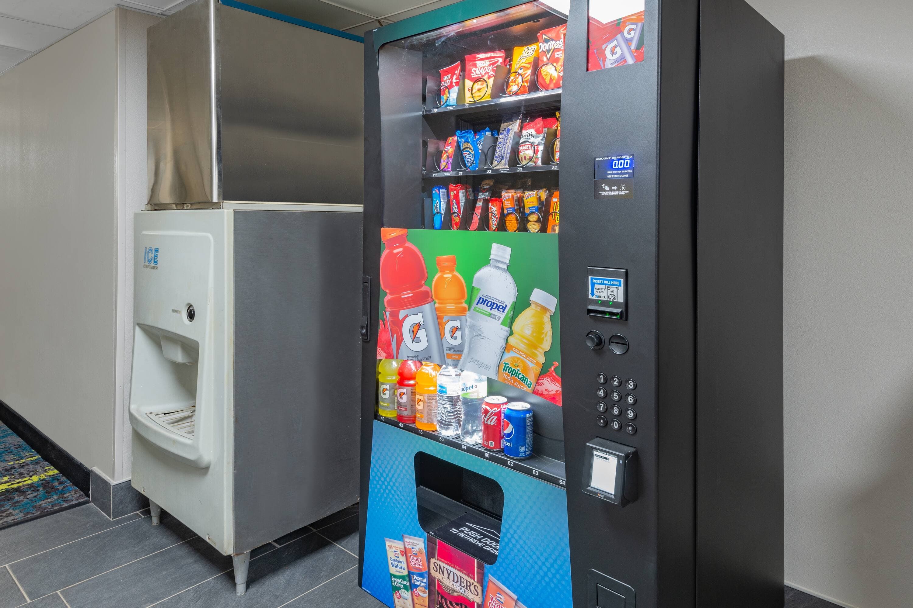 Super 8 by Wyndham Charlottesville