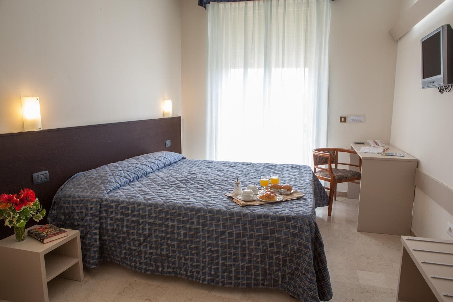 Auto park hotel