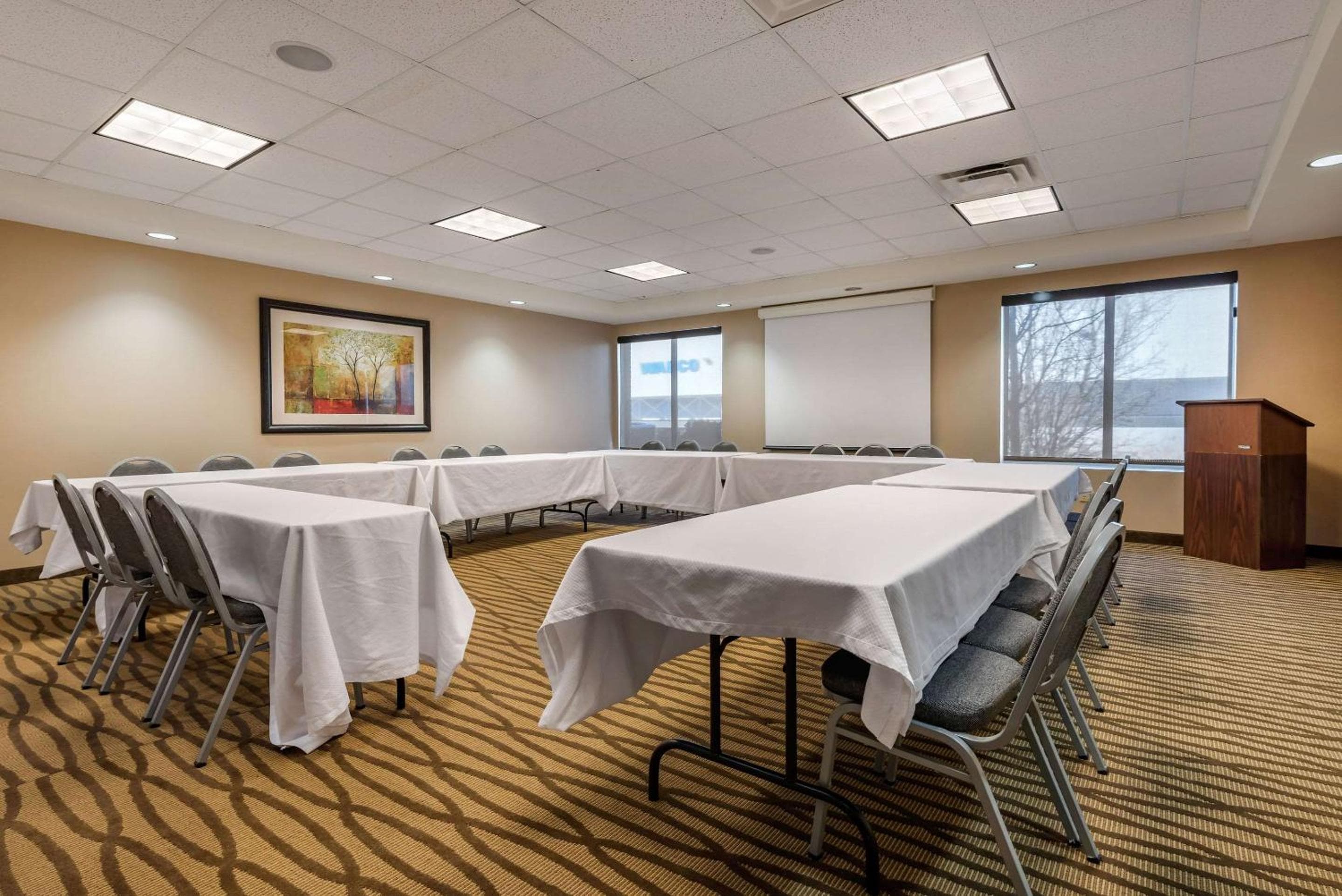 Holiday Inn Express & Suites Hebron - Cincinnati Airport by IHG