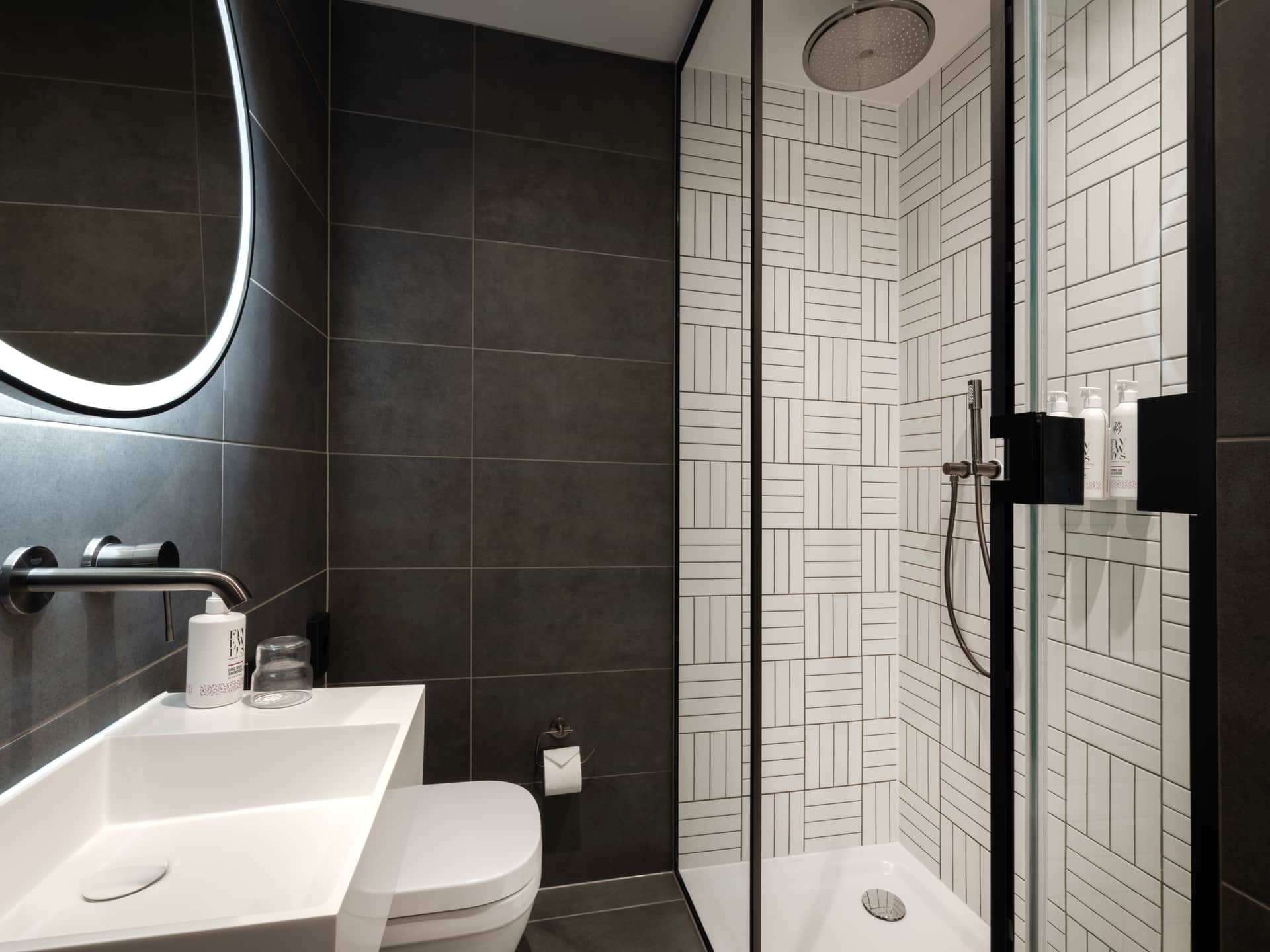 Moxy London Piccadilly Circus
