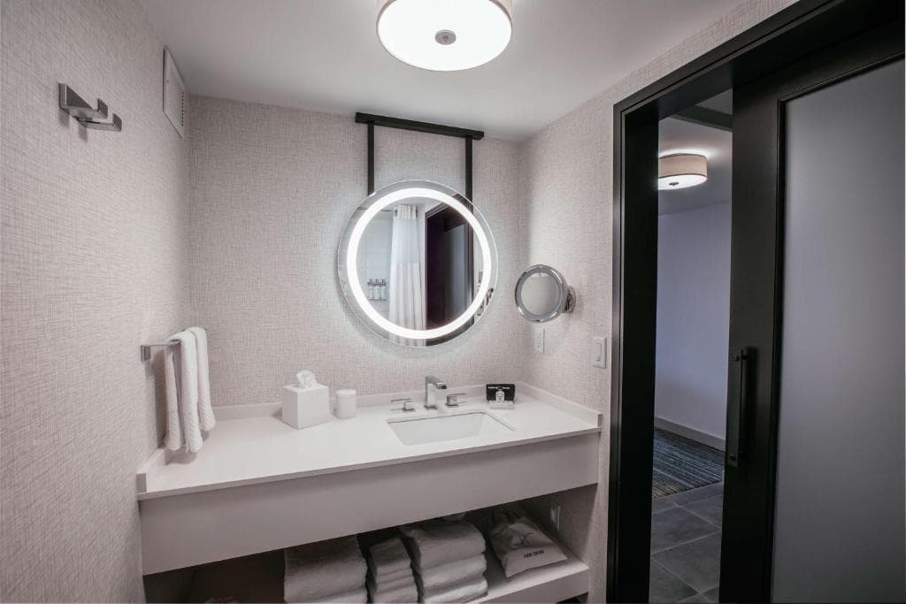 Somerset Hills Hotel, Tapestry Collection by Hilton