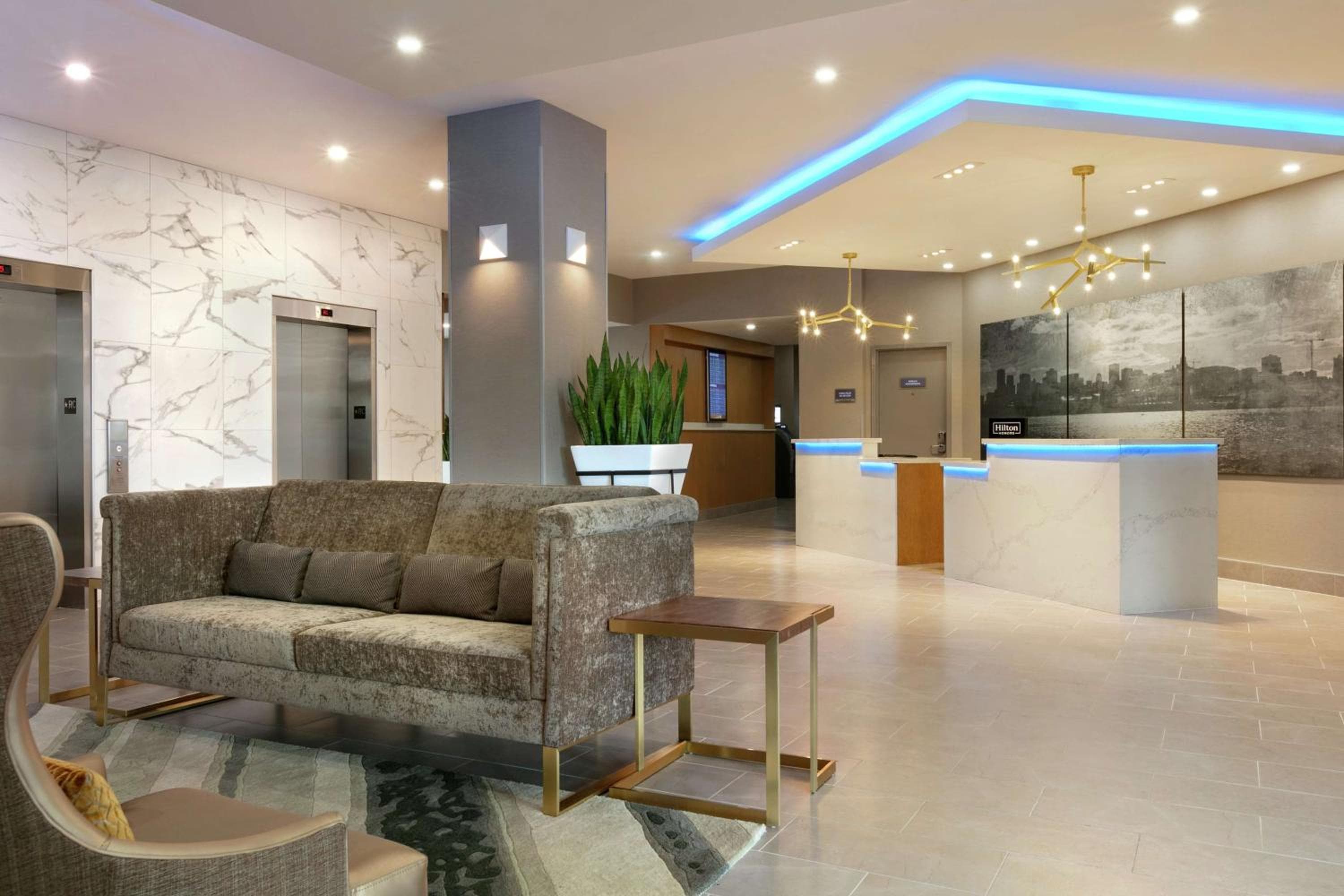 Embassy Suites by Hilton Montreal Airport