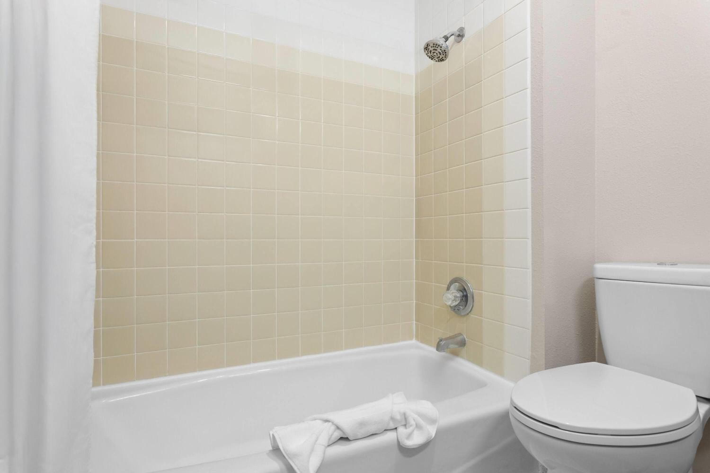 Days Inn by Wyndham Rawlins