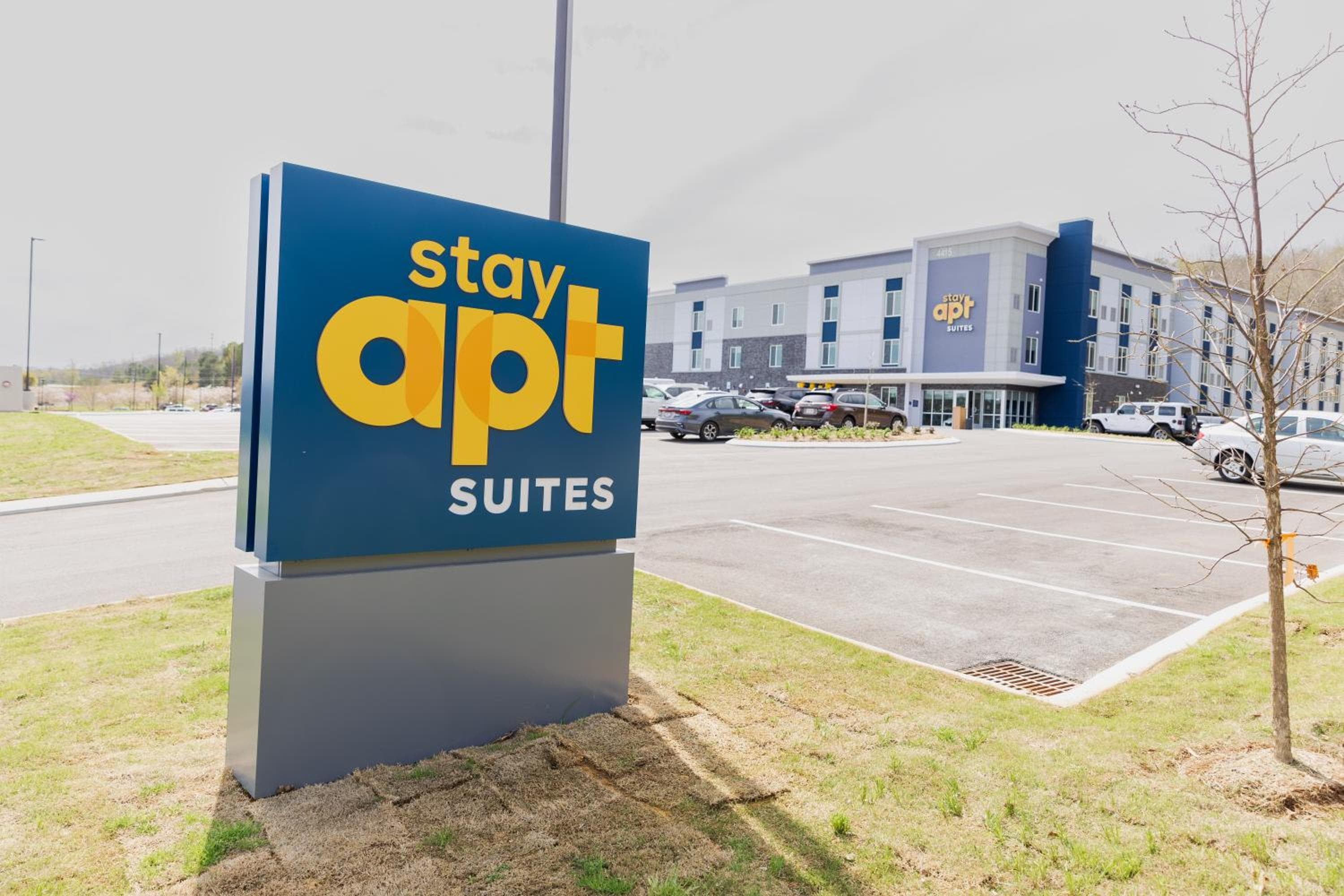 stayAPT Suites Cleveland TN