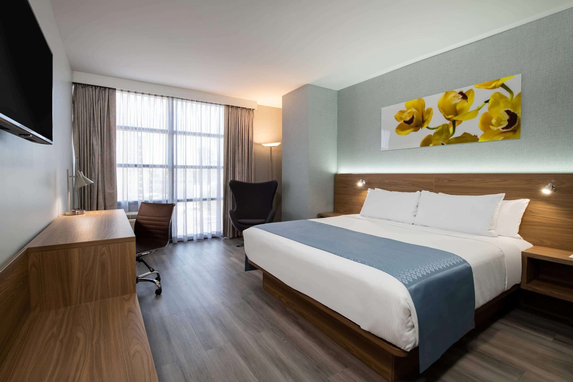 Wingate by Wyndham Long Island City