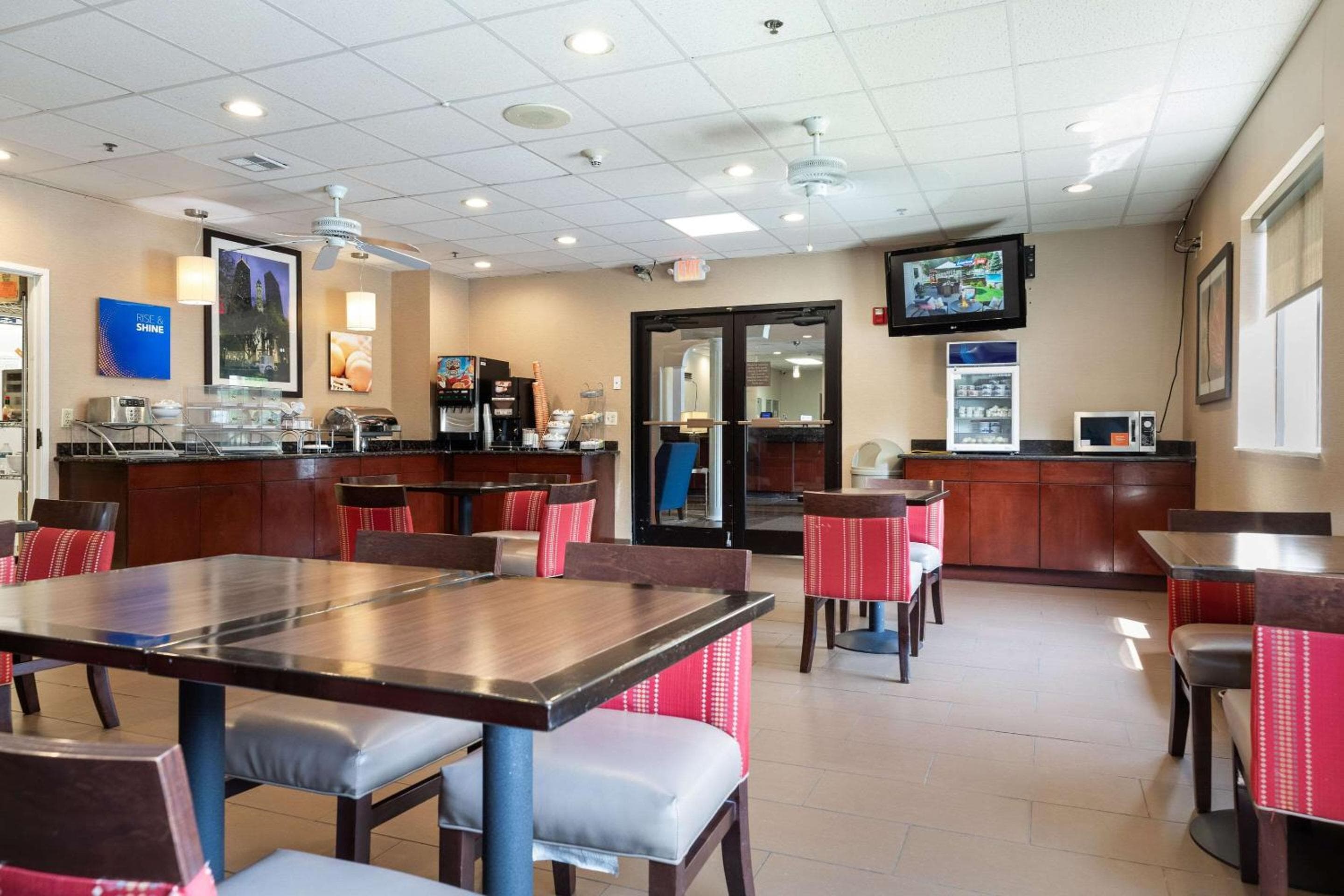 Comfort Suites Lombard/Addison