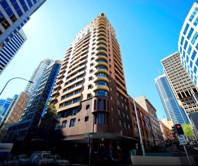 Seasons Harbour Plaza